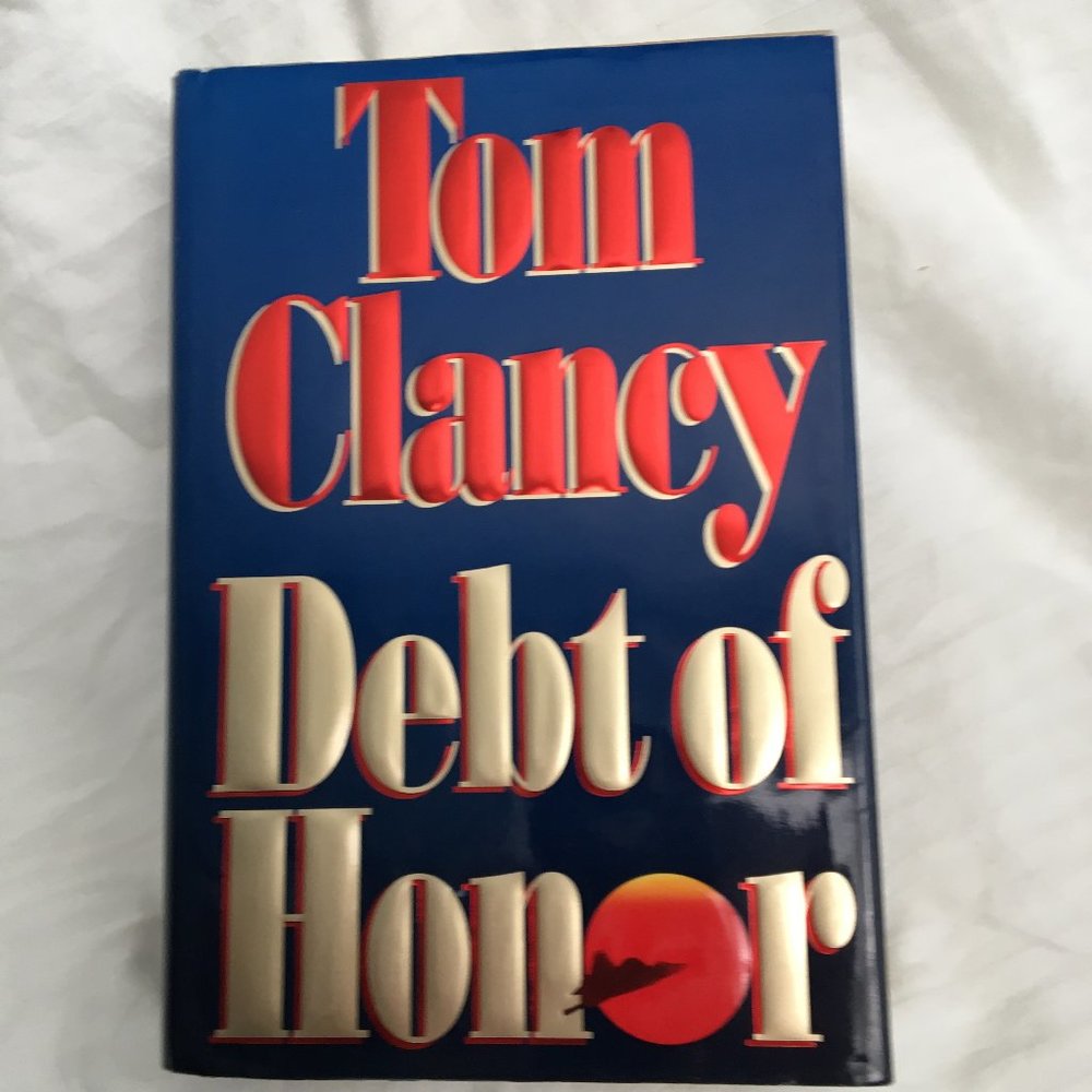 Tom Clancy-Debt of Honor Hardback Book